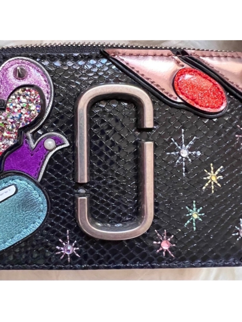 New Limited Edition Marc Jacobs Embellished Snapshot “Pill” Crossbody Camera Bag - Picture 9 of 15